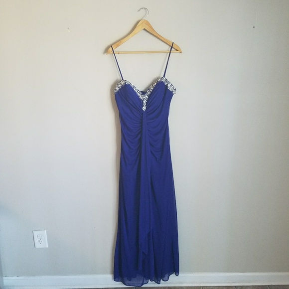 Onyx Nite Dresses & Skirts - Onyx Nite Evening Gown